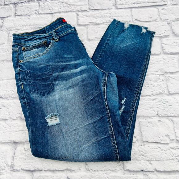 NOT FOR SALE    UNIONBAY Women's Mid Rise Vintage Peg Jeans Size 11 Medium Blue - Picture 1 of 11